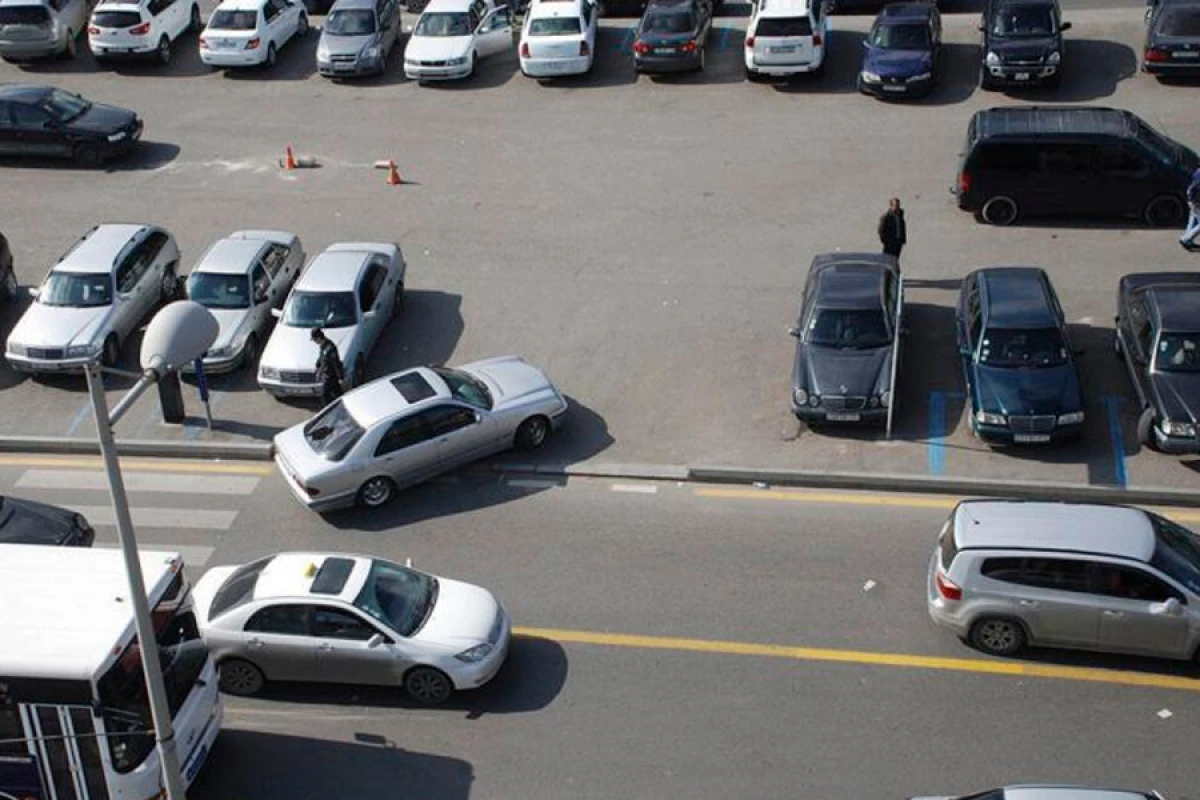 Həyətdə qanunsuz parklanma yeri yaradanlara SƏRT CƏZA: 1500-2000 manat...