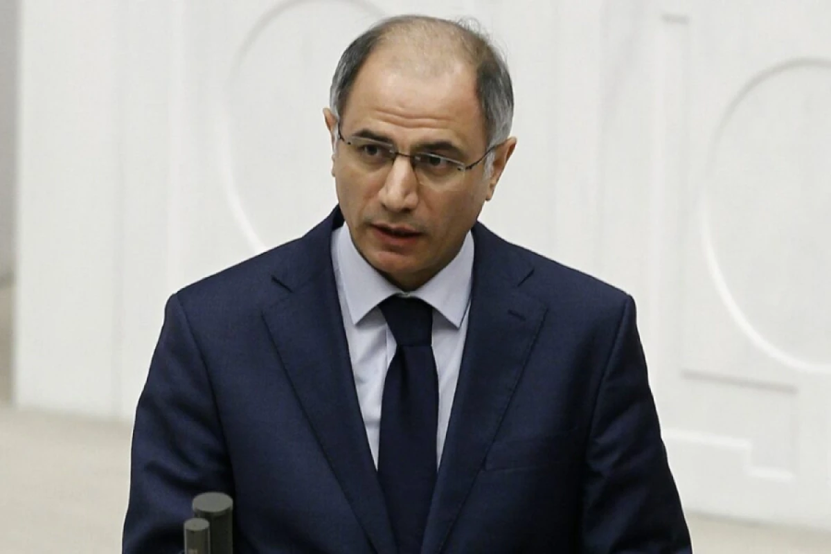 Türkiyənin hakim partiyası tankerlərə qarşı hücuma münasibət bildirdi
