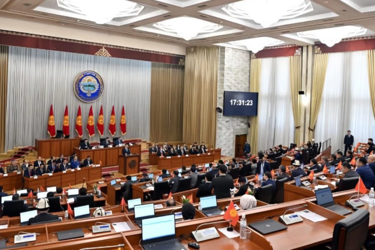 Qırğızıstanda parlament seçkilərində səsvermə başa çatdı