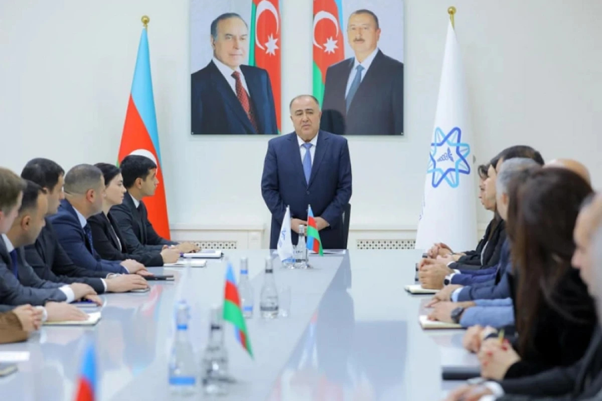 Naxçıvanın yeni səhiyyə nazirinin müavini kollektivə təqdim edildi