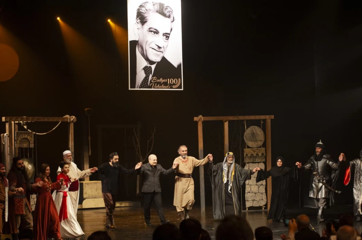 Şəki teatrı “Dar ağacı” tamaşası ilə paytaxt sənətsevərlərinin qonağı oldu — 7