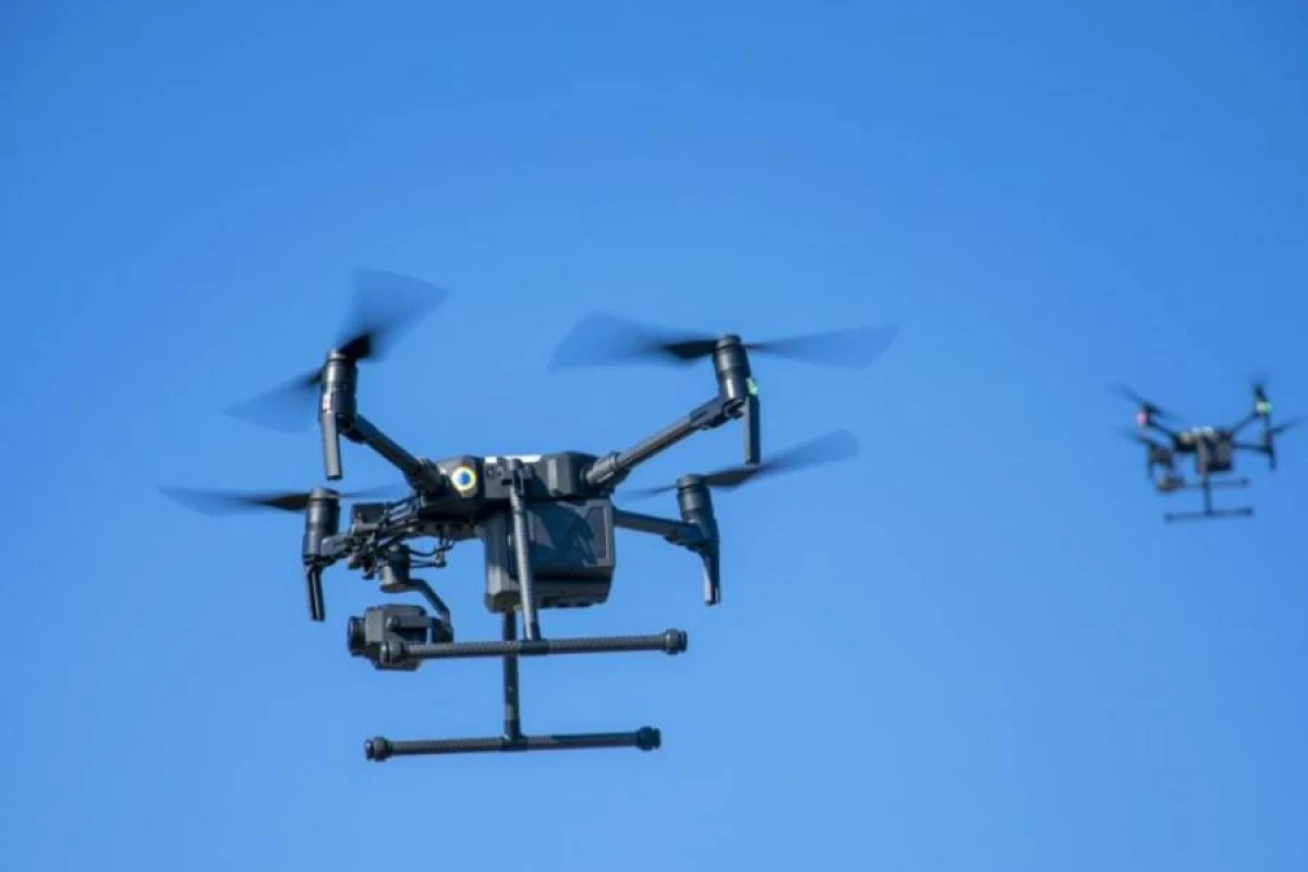 Fransa nüvə sualtı bazası üzərində naməlum dronları vurmağa cəhd etdi