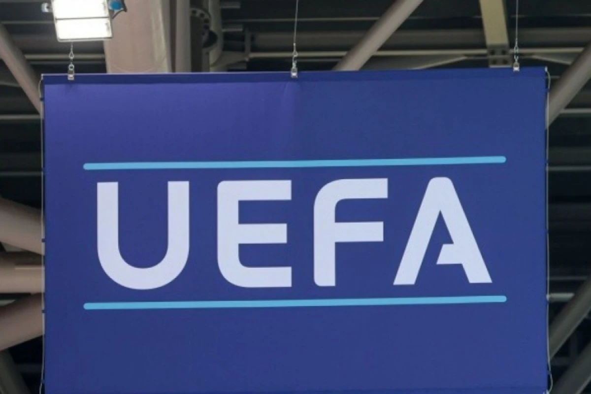 UEFA Ukrayna Futbol Assosiasiyasını cərimələdi
