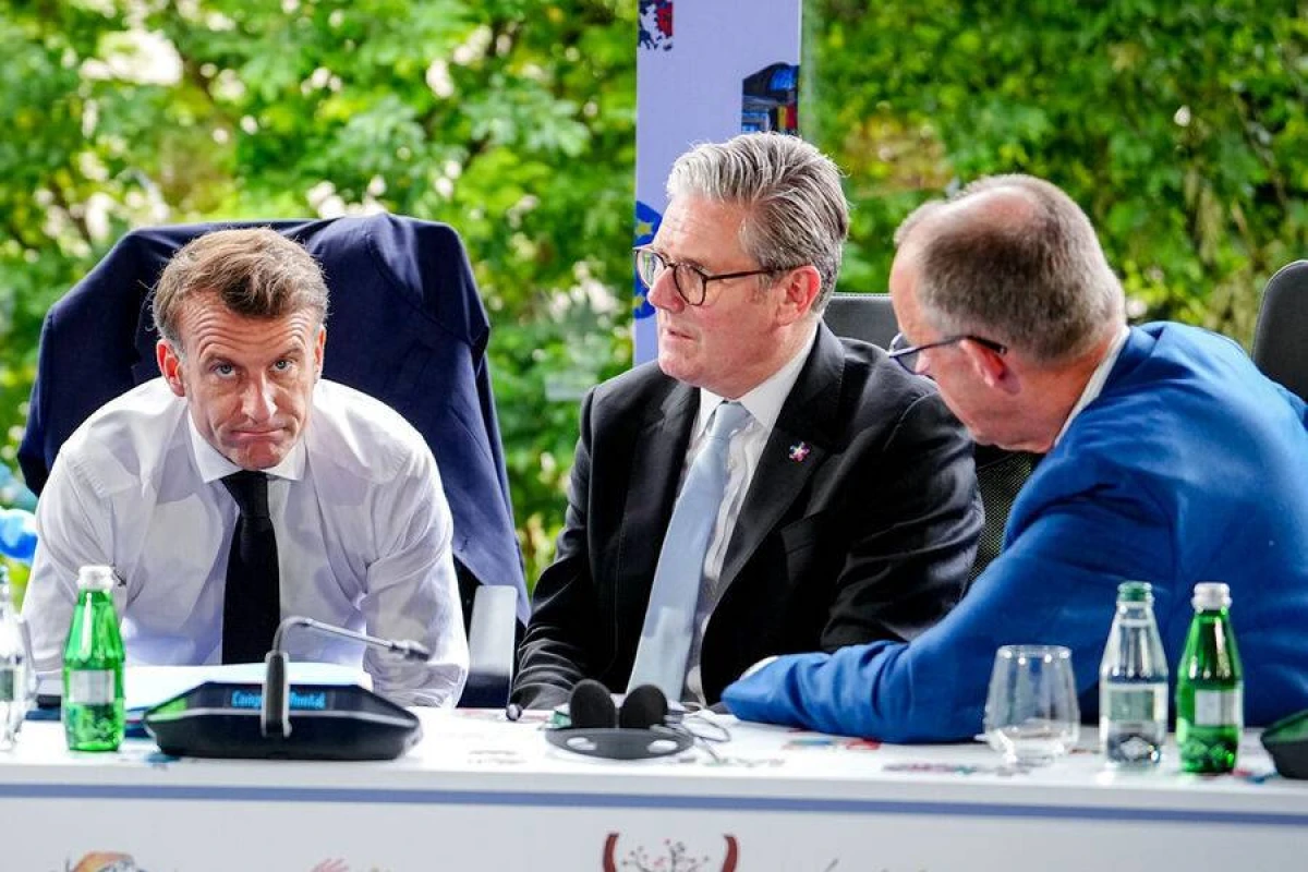 Londonda kritik Ukrayna sammiti: Zelenski, Makron, Merts və Starmer görüşür