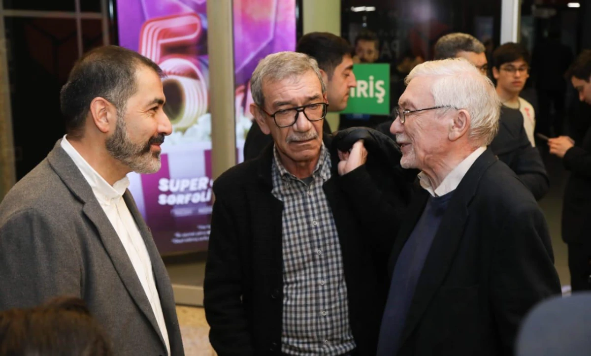 “Boşluğa xütbə” filminin Bakı premyerası böyük maraqla qarşılandı — 5