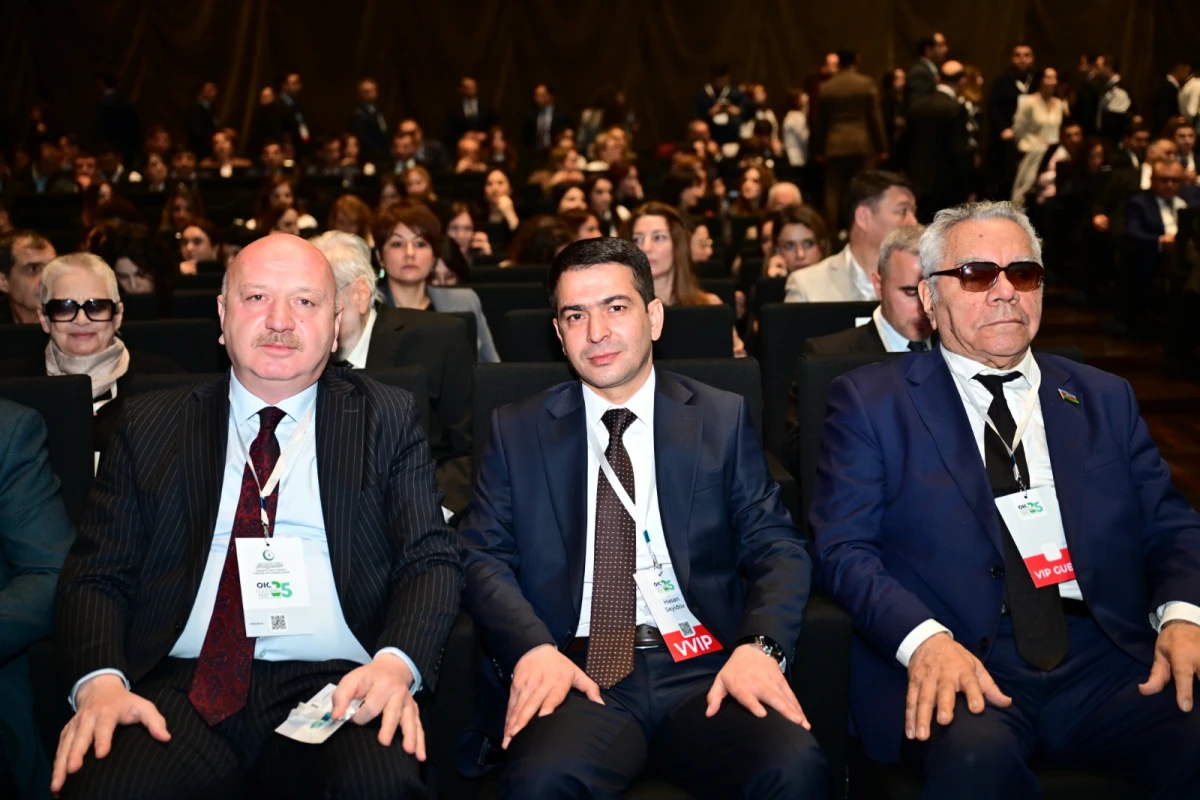“İƏT Mədəniyyət Festivalı: Bakı Yaradıcı Həftə – 2025”in rəsmi açılış mərasimi keçirildi — 5