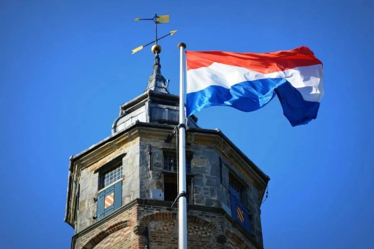 Niderland hökuməti Ukraynaya əlavə hərbi yardım ayıracaq