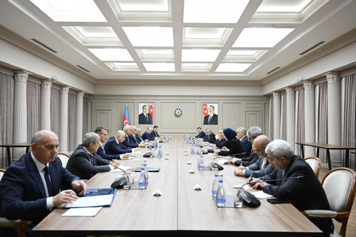 Azərbaycan və Slovakiya prezidentlərinin təkbətək görüşü oldu — 1