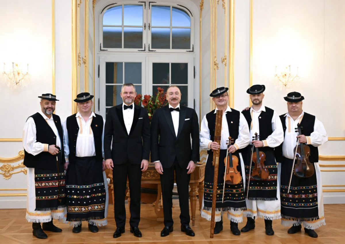 Bratislavada Prezident İlham Əliyevin şərəfinə rəsmi ziyafət verildi - YENİLƏNDİ — 1