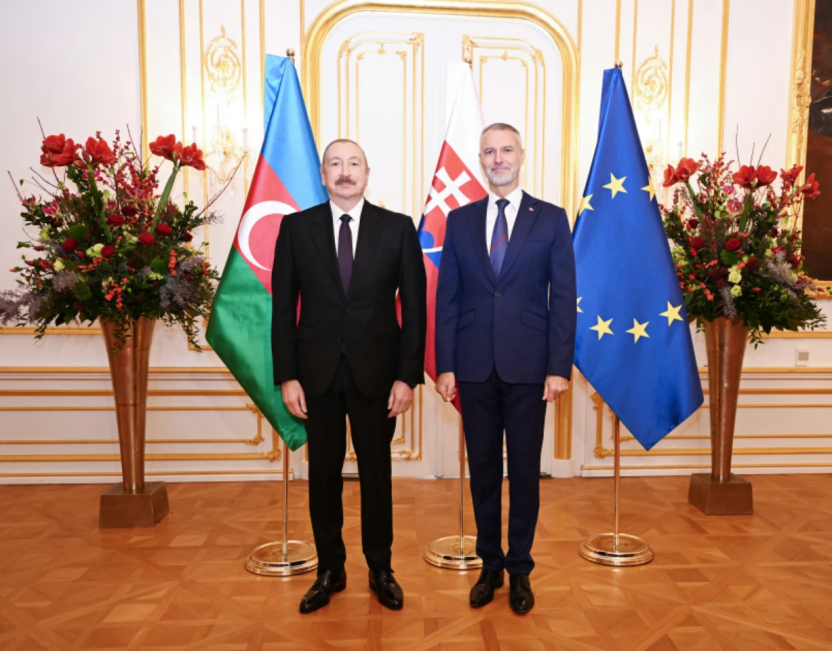 Prezident İlham Əliyevin Slovakiya Milli Şurasının sədri ilə təkbətək və geniş tərkibdə görüşləri oldu - YENİLƏNDİ — 6