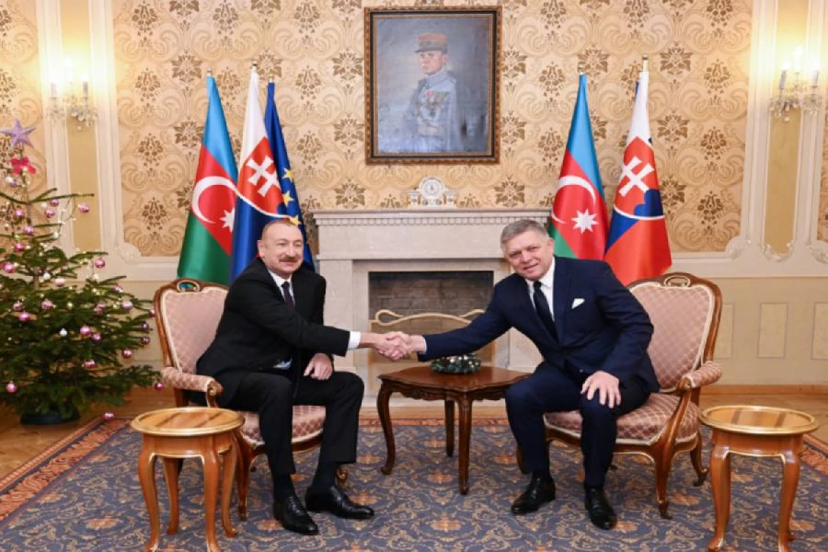 Prezidentin Slovakiyanın Baş naziri ilə təkbətək görüşü oldu - YENİLƏNDİ