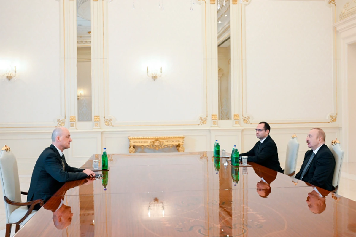 Prezident İlham Əliyev “John Deere” şirkətinin Mərkəzi Asiya və MDB ölkələri üzrə prezidentini qəbul etdi