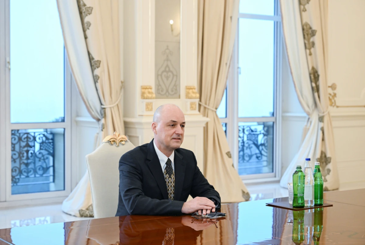 Prezident İlham Əliyev “John Deere” şirkətinin Mərkəzi Asiya və MDB ölkələri üzrə prezidentini qəbul etdi — 1