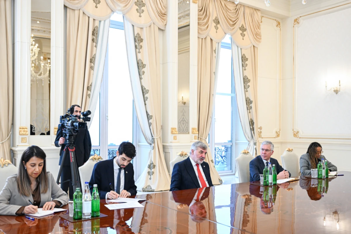 İlham Əliyev Böyük Britaniyanın Azərbaycan üzrə ticarət elçisini qəbul etdi — 2