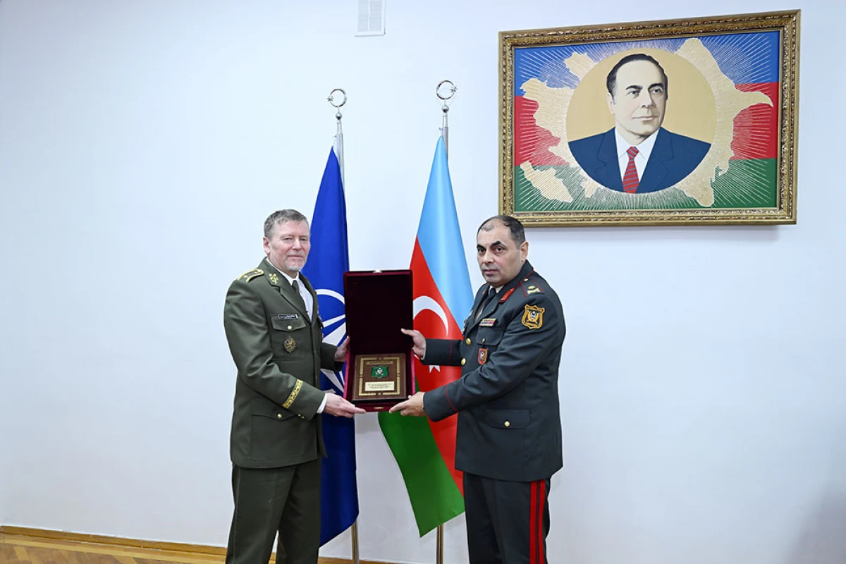 Müdafiə Nazirliyinin hərbi mütəxəssisləri ilə NATO nümayəndələri görüşdü — 1