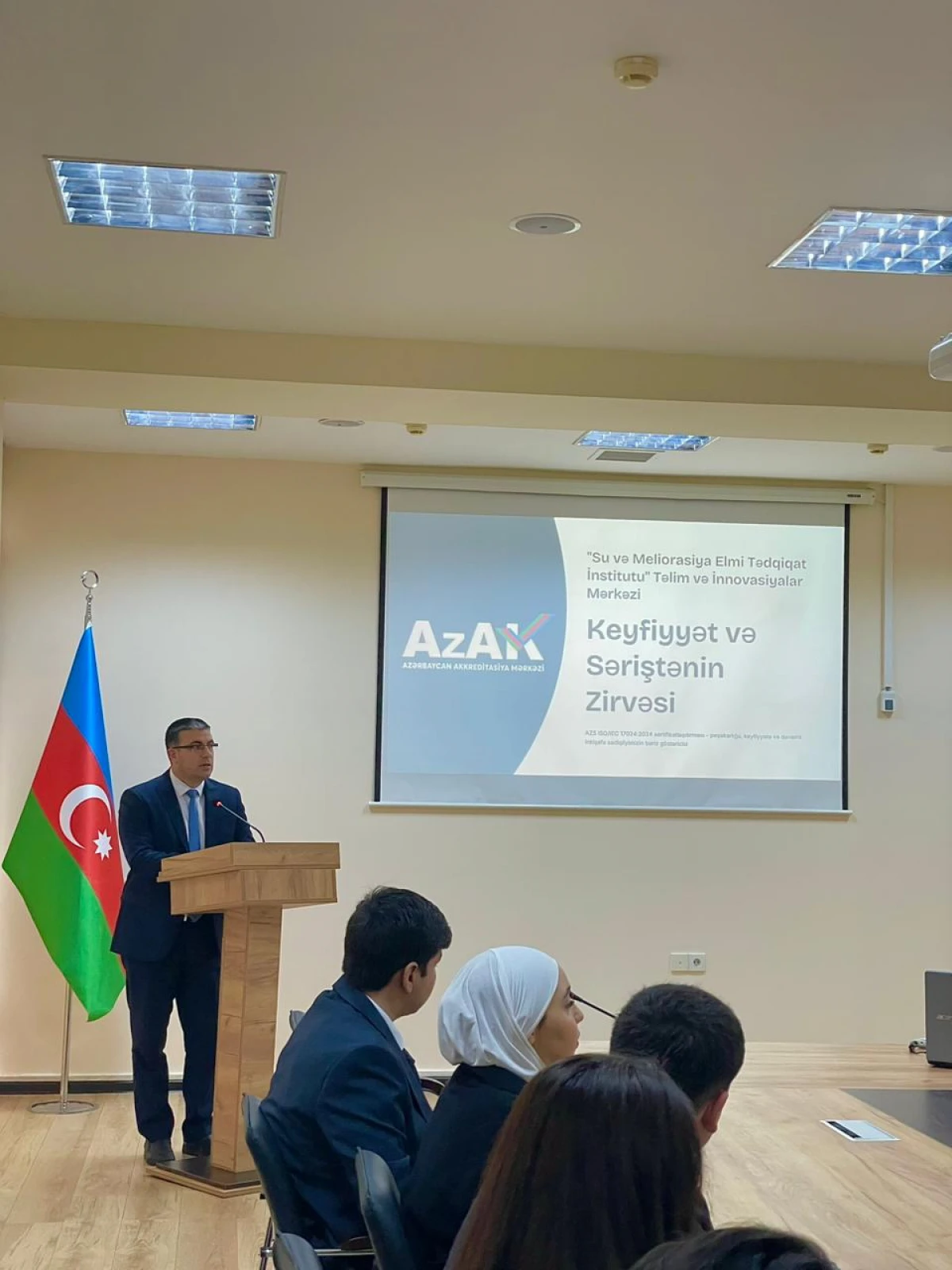Su və Meliorasiya Elmi Tədqiqat İnstitutuna yeni akkreditasiya  attestatı təqdim edildi — 2