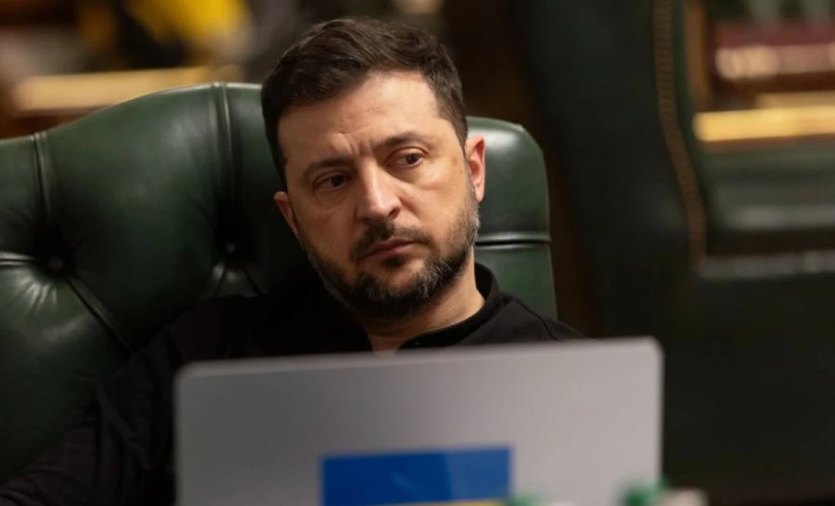 Zelenski Donbasla bağlı fikrini dəyişə bilər