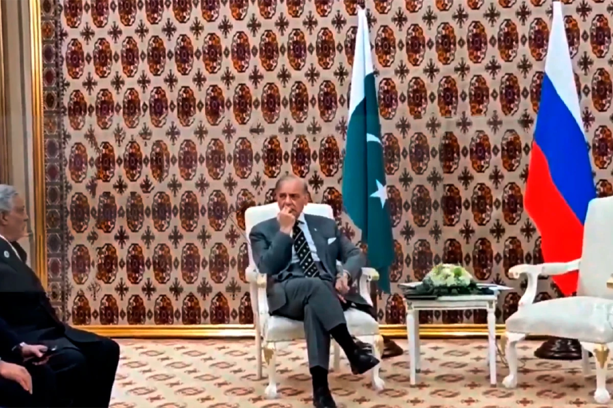 “Pakistan Rusiya üçün prioritet ölkə deyil” — Putin Şahbaz Şərifi niyə gözlətdi?