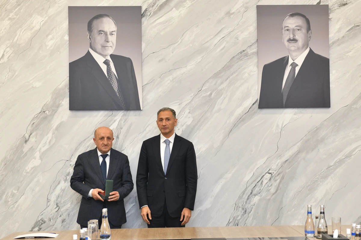Nəqliyyat sahəsi işçilərinə dövlət mükafatları təqdim edildi — 1