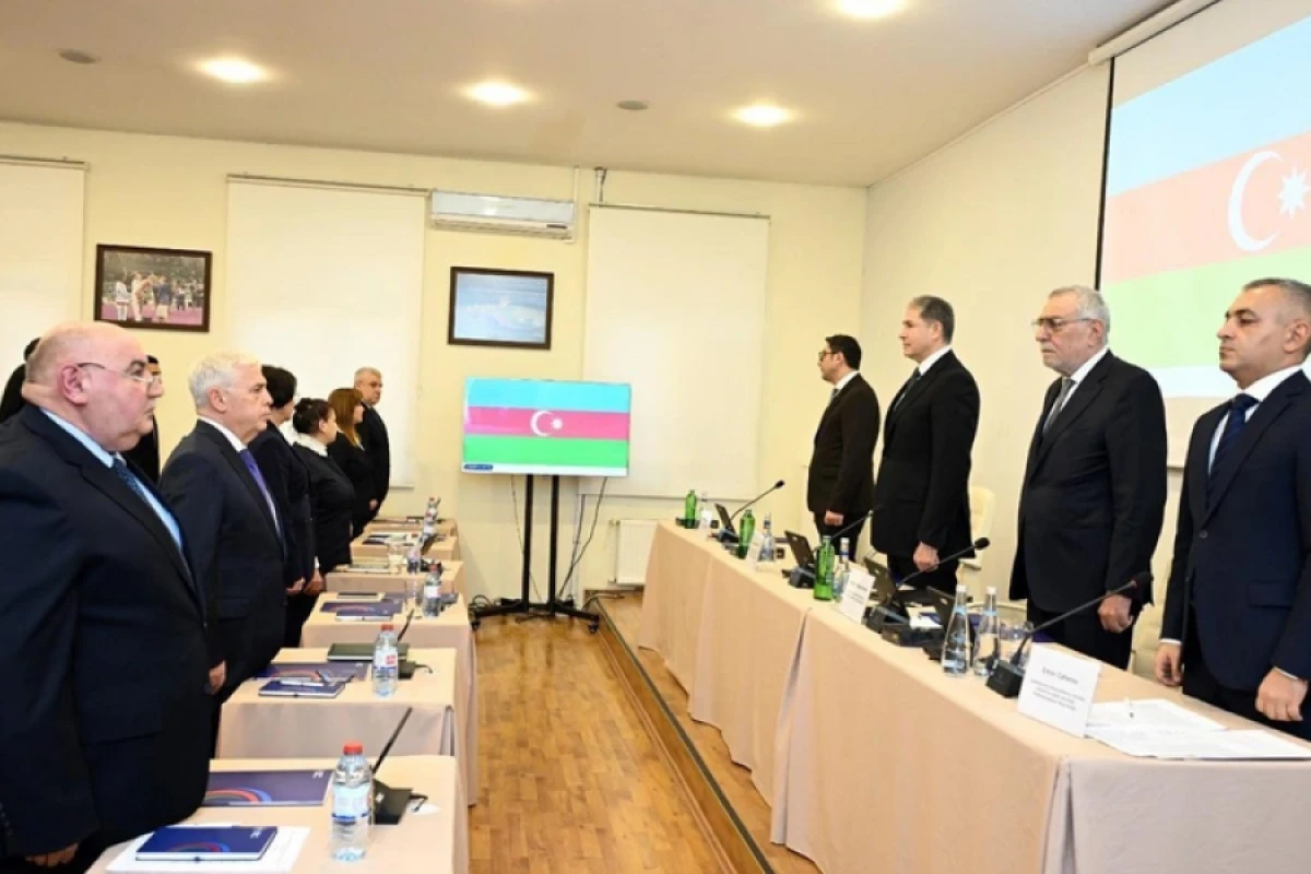 Vilayət Eyvazov yenidən Atıcılıq Federasiyasının prezidenti seçildi