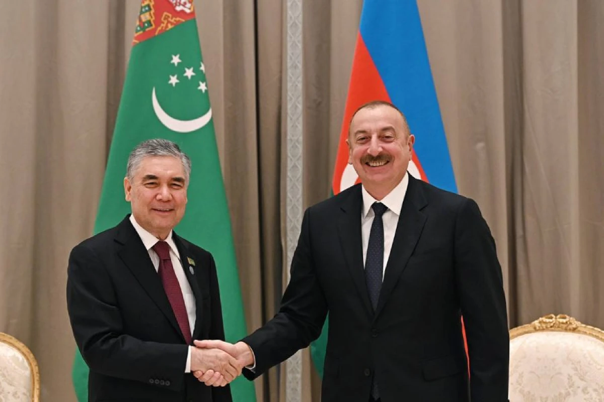 Qurbanqulu Berdiməhəmmədov İlham Əliyevi təbrik etdi