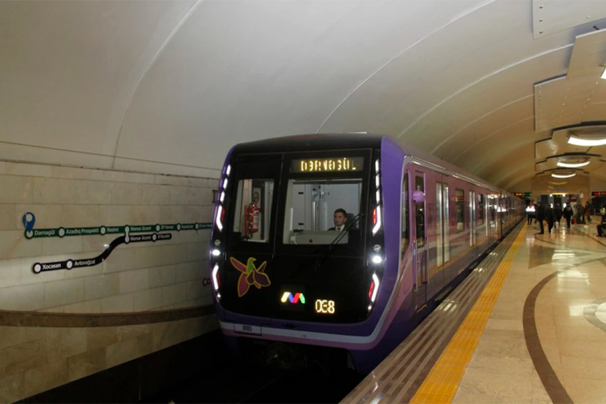 Maliyyə Nazirliyi Bakı metrosuna faizsiz kredit verdi