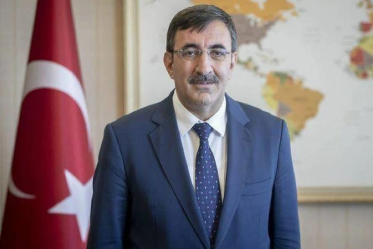 Türkiyə vitse-prezidenti: "Şərqlə Qərb arasında etibarlı körpü kimi Türkiyə və Azərbaycanın rolu artır"