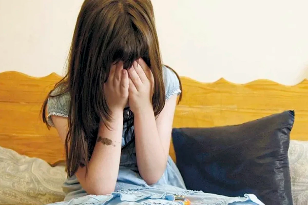 13 yaşlı qız bibisinin ərindən hamilə qaldı - Ailəsi şikayətçi olmadı...