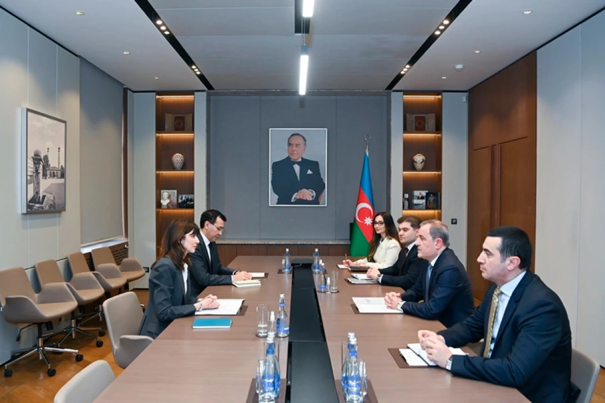 Ceyhun Bayramov Vladanka Andreyevanı qəbul etdi