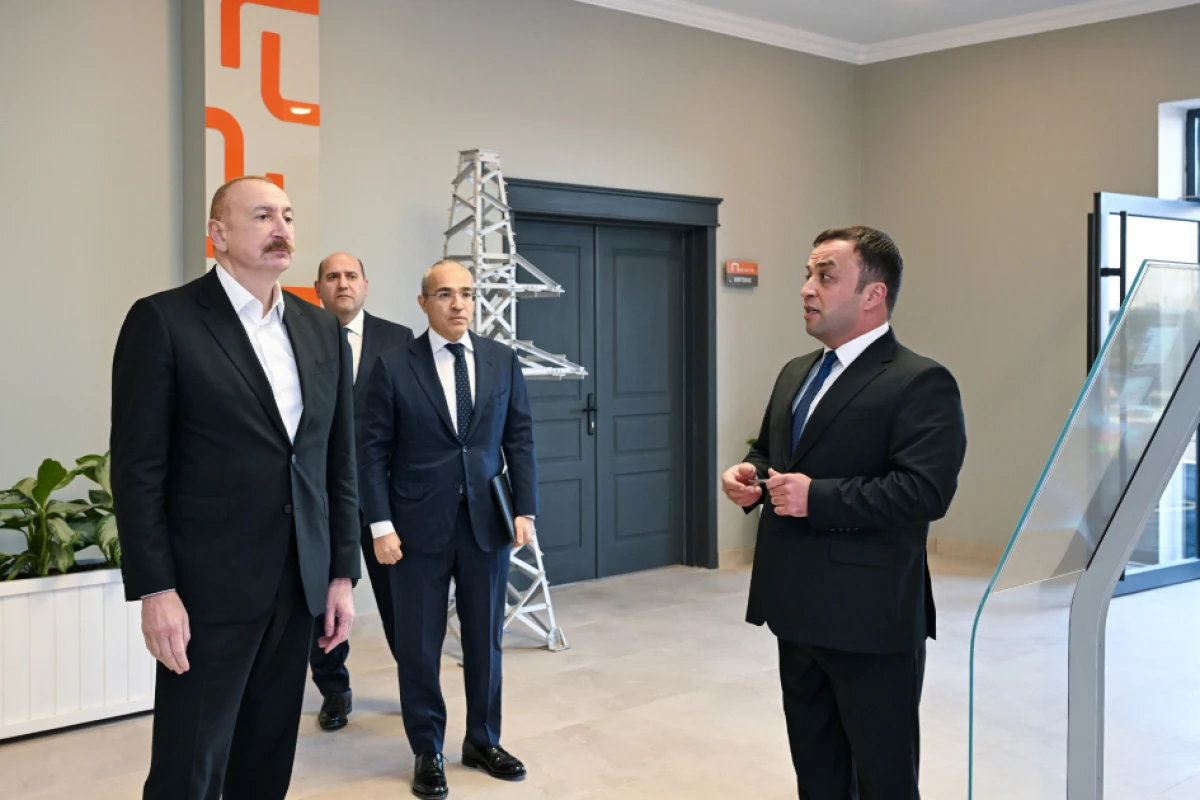 Prezident İlham Əliyev Ağdamda metal elektrik dirəklərinin istehsalı müəssisəsinin açılışında iştirak etdi — 9
