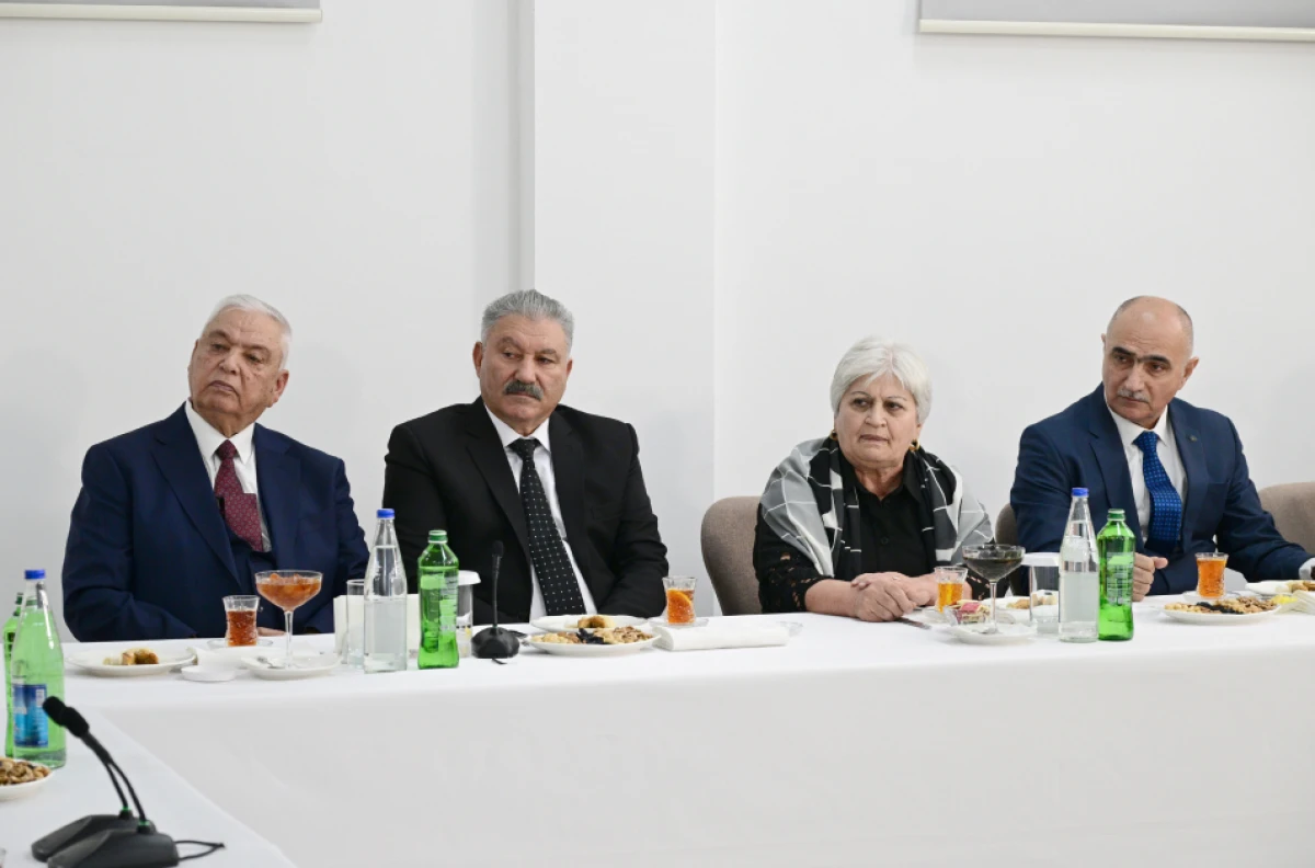 İlham Əliyev Ağdamda 2-ci yaşayış kompleksinin açılışında iştirak etdi - YENİLƏNDİ 2 — 3