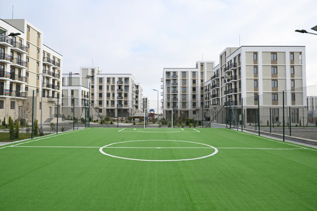 İlham Əliyev Ağdamda 2-ci yaşayış kompleksinin açılışında iştirak etdi - YENİLƏNDİ 2 — 6