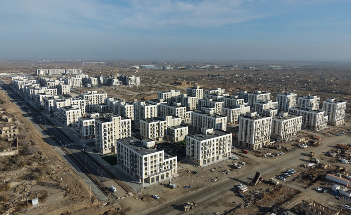 İlham Əliyev Ağdamda 2-ci yaşayış kompleksinin açılışında iştirak etdi - YENİLƏNDİ 2 — 7