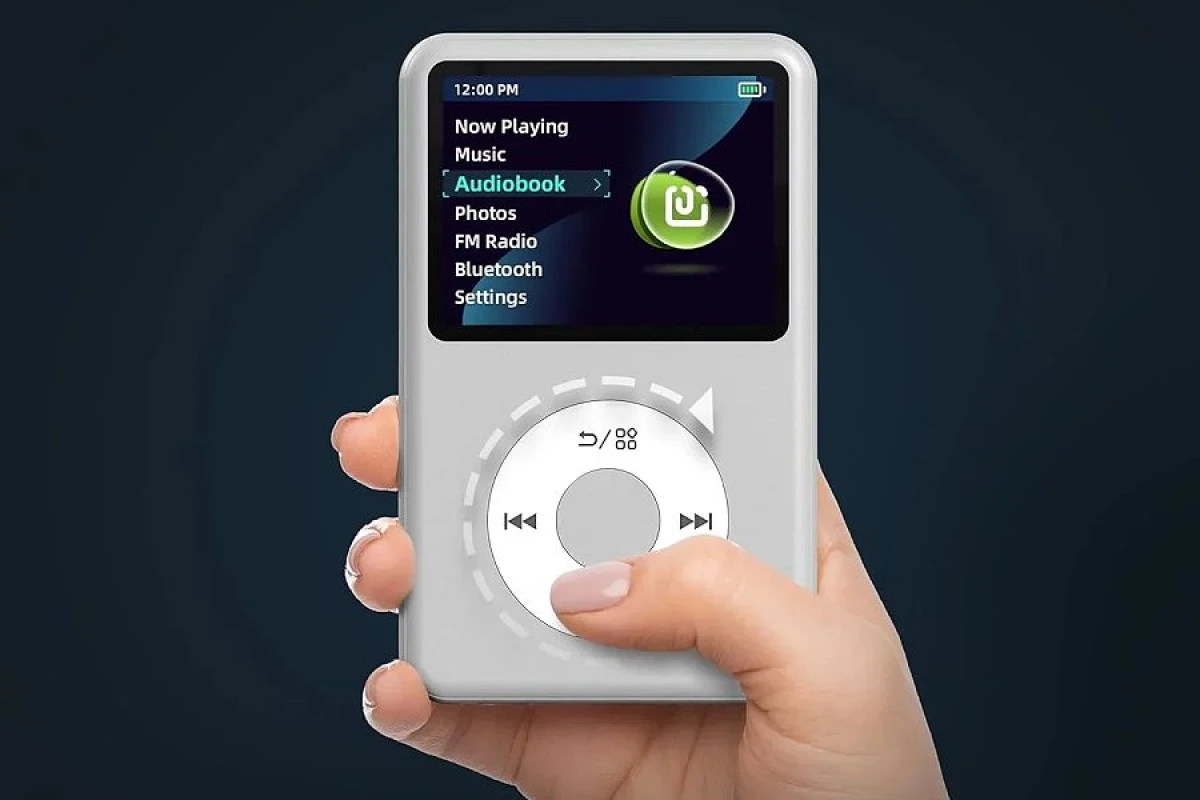 "iPod Classic"i xatırladan media pleyer təqdim edildi