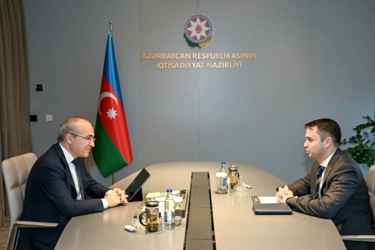 Mikayıl Cabbarov IV "Yüksəliş" müsabiqəsinin qalibləri ilə görüşdü