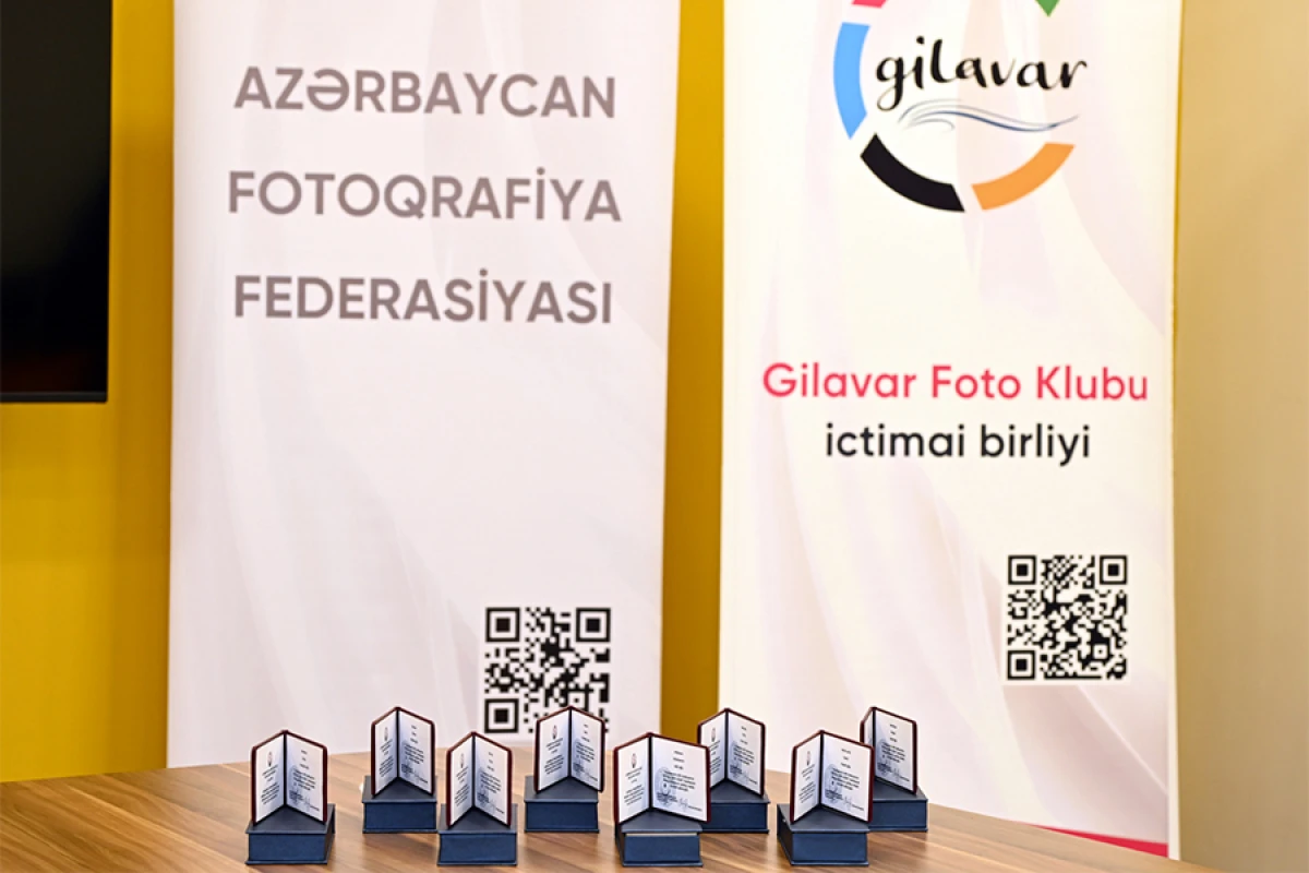 Fotoqraflar “Azərbaycan milli mətbuatının 150 illiyi” yubiley medalı ilə təltif olundu