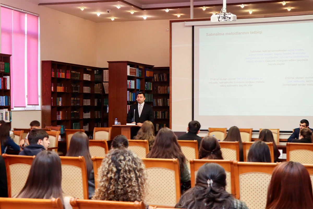 Bakı Biznes Universitetində dövlət satınalmaları mövzusunda açıq dərs keçirildi