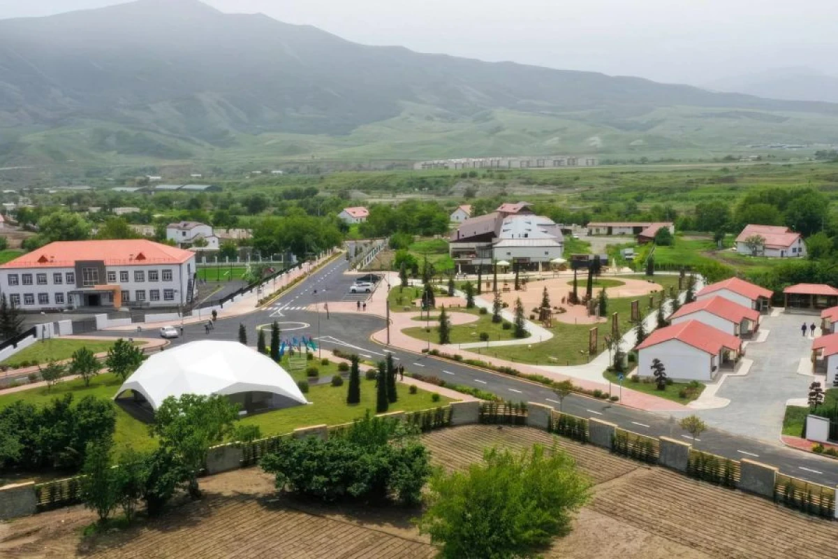 Ağdərənin Vəngli kəndinə daha 10 ailə yola salındı