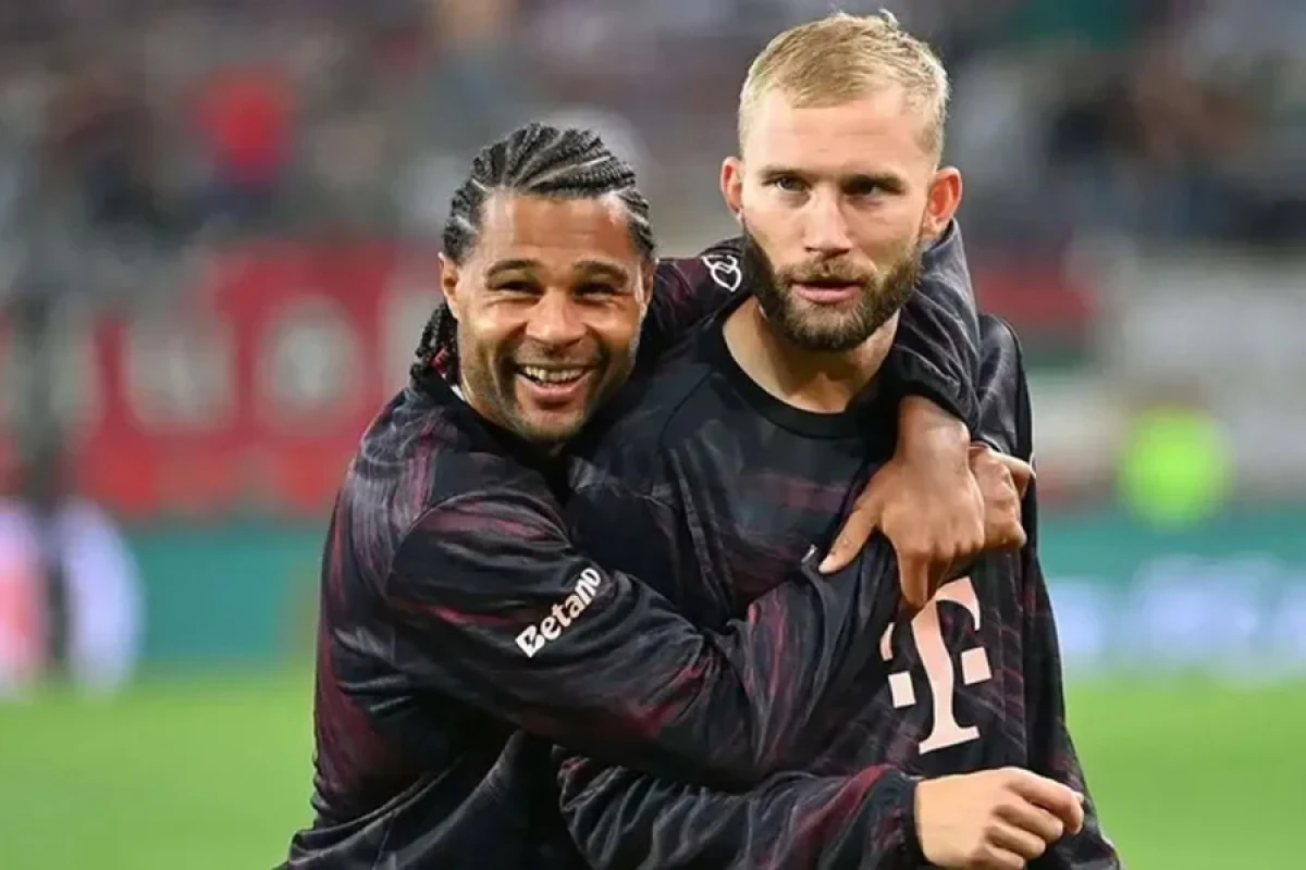 "Bavariya" iki futbolçusuna yeni müqavilə təklif etdi