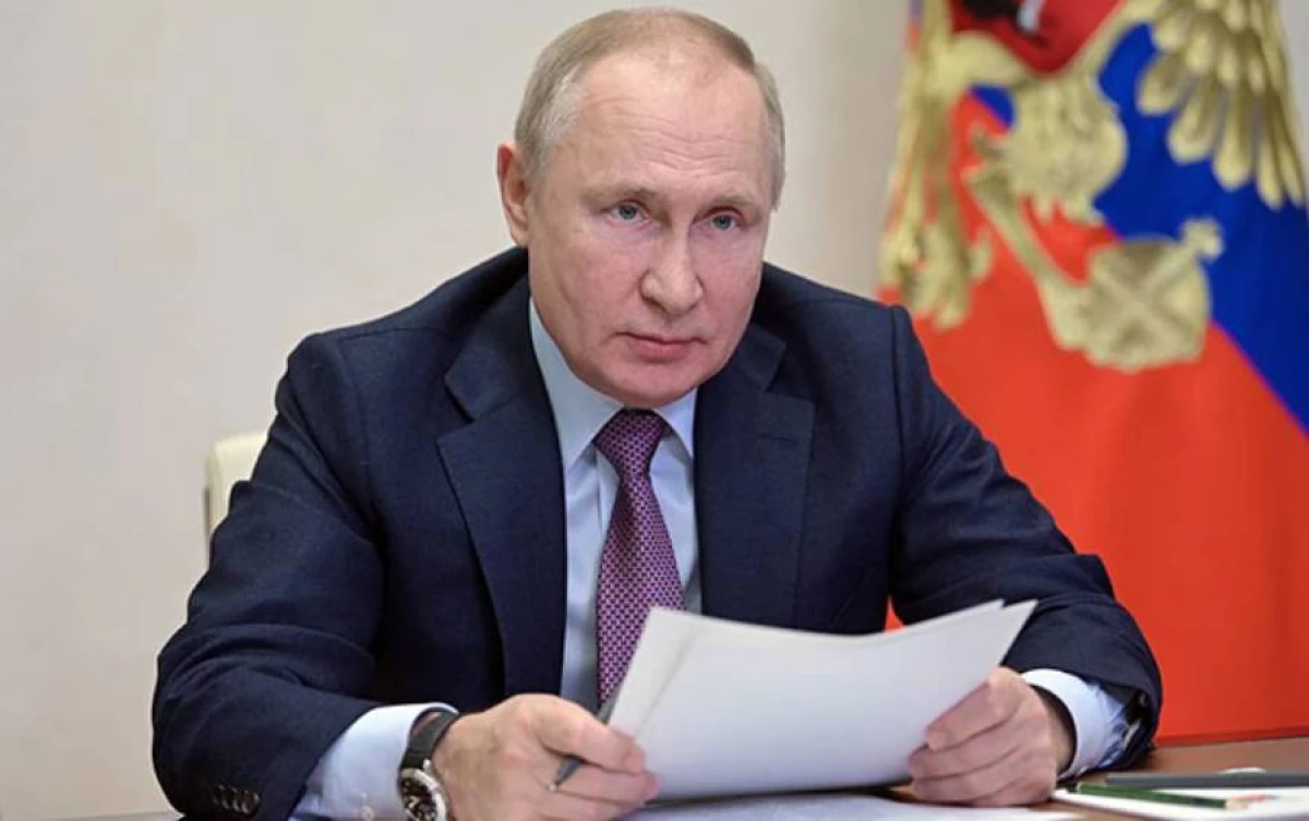 Putin Sovet xalqının soyqırımı qurbanlarının anım gününü təsis etdi