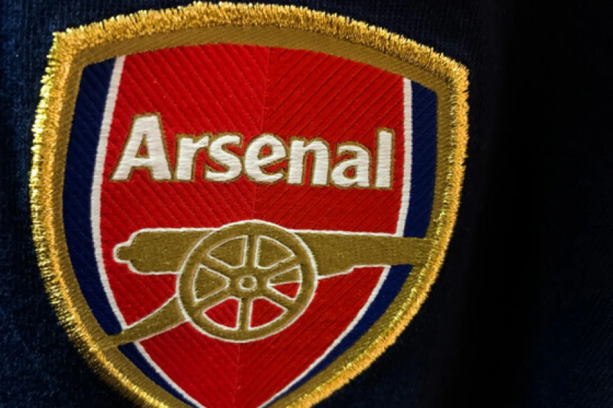 "Arsenal"ın aparıcı futbolçusu zədələnərək sıradan çıxdı