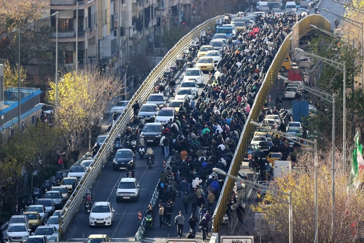 İranda son üç ilin ən böyük etiraz aksiyaları keçirildi