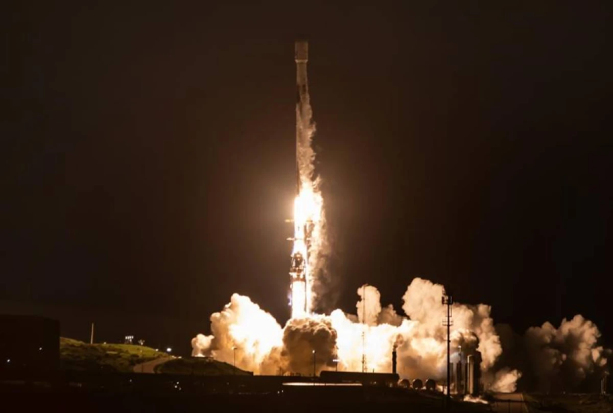 Falcon 9 İtaliyanın COSMO-SkyMed peykini orbitə çıxardı