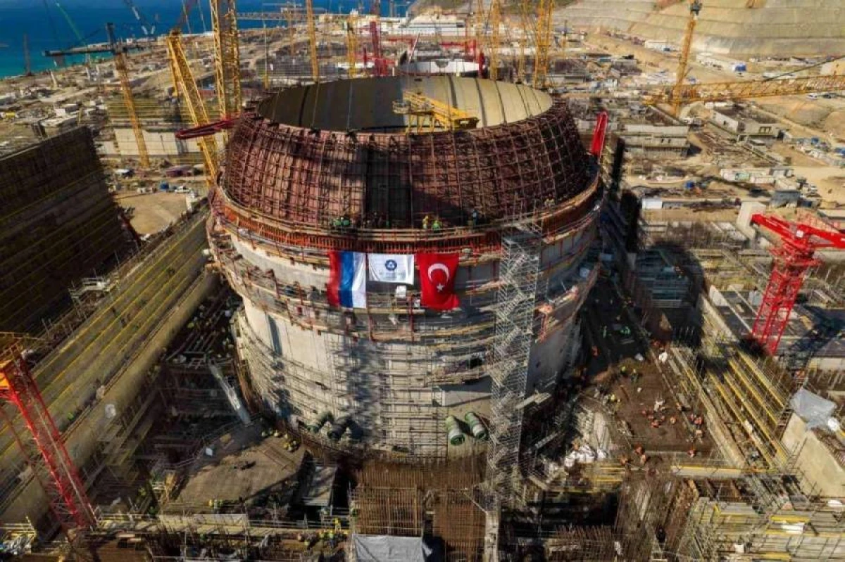 Bayraktar: ""Akkuyu" AES-in birinci enerji blokunun 95 faizi hazırdır"