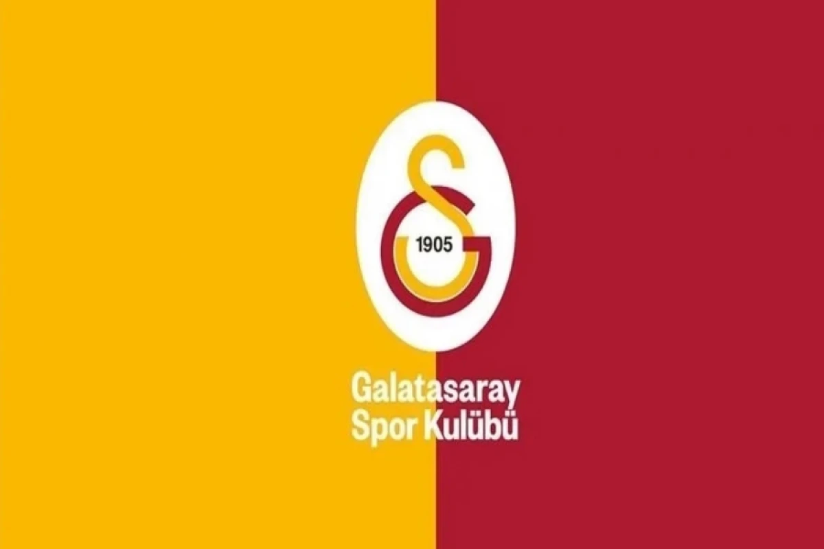 “Qalatasaray” iki futbolçusu ilə yollarını ayırdı