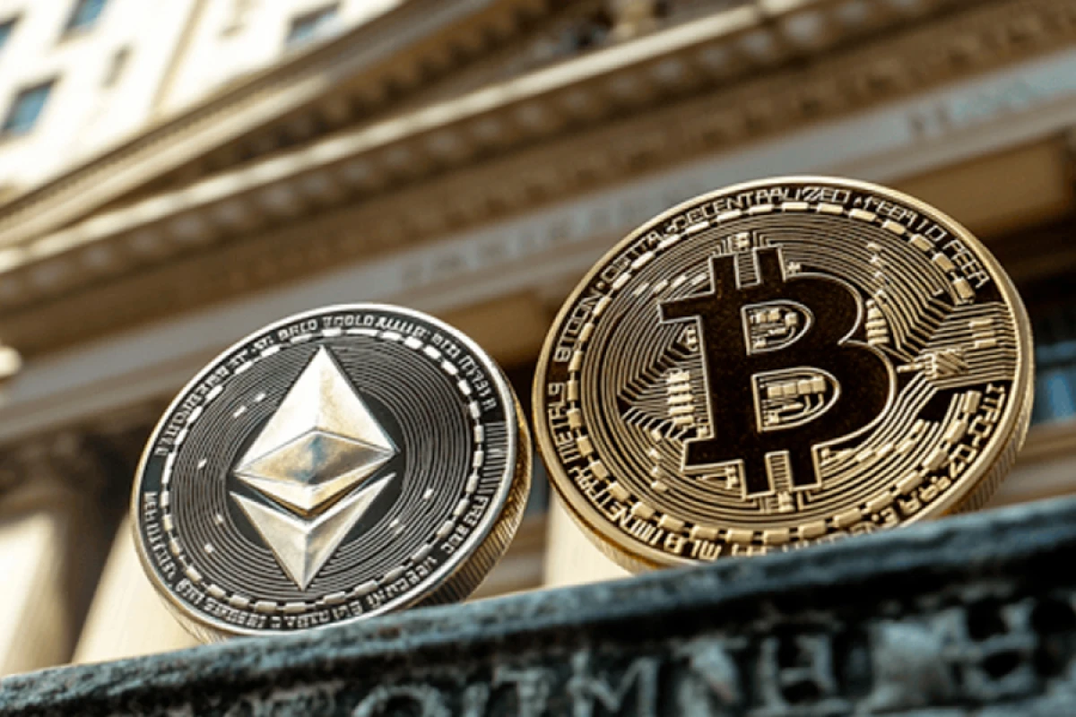 "Bitcoin" və "Ethereum" bahalaşdı