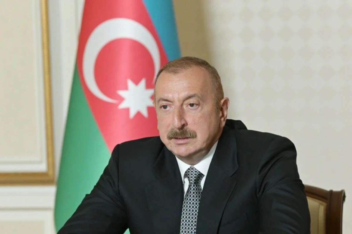 Prezident: "Naxçıvanı Türkiyə ilə də birləşdirə biləcək dəmir yolu mütləq olmalıdır"