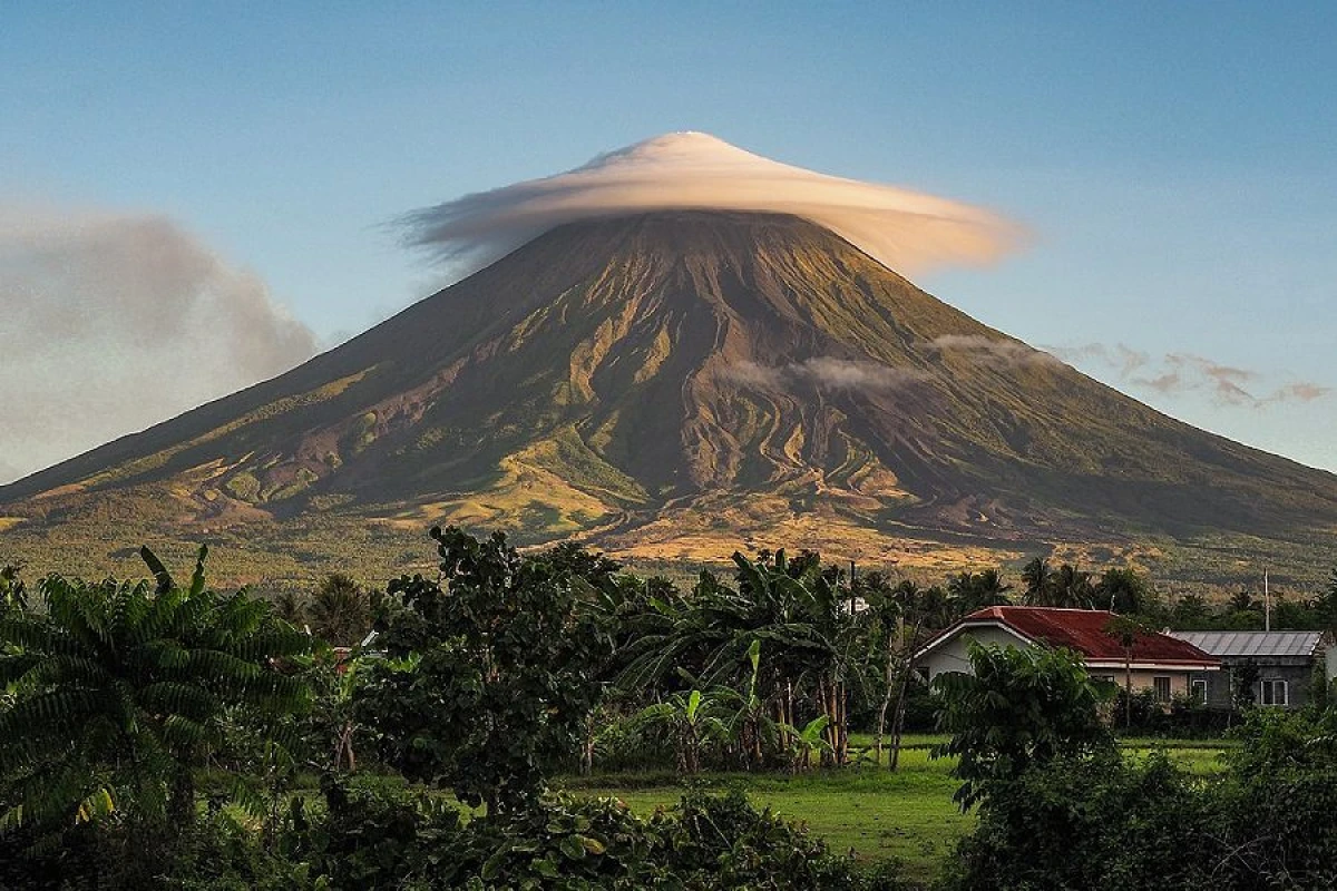 Mayon vulkanı üçün təhlükə səviyyəsi yüksəldildi