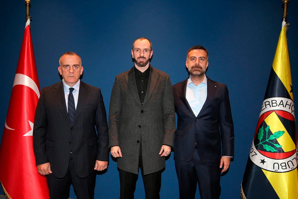 Keçmiş atlet İstanbul klubunda vəzifə aldı