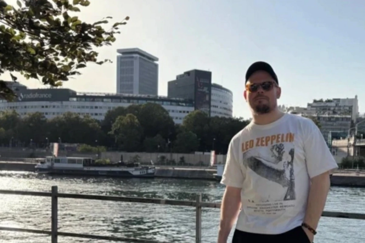 Rusiyalı jurnalist Parisdə müəmmalı şəkildə öldü
